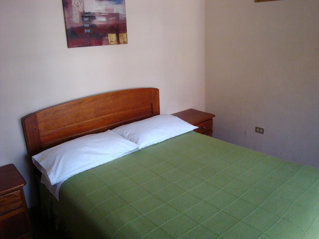 Hostal Santa Maria Gracia Quito Pokoj fotografie