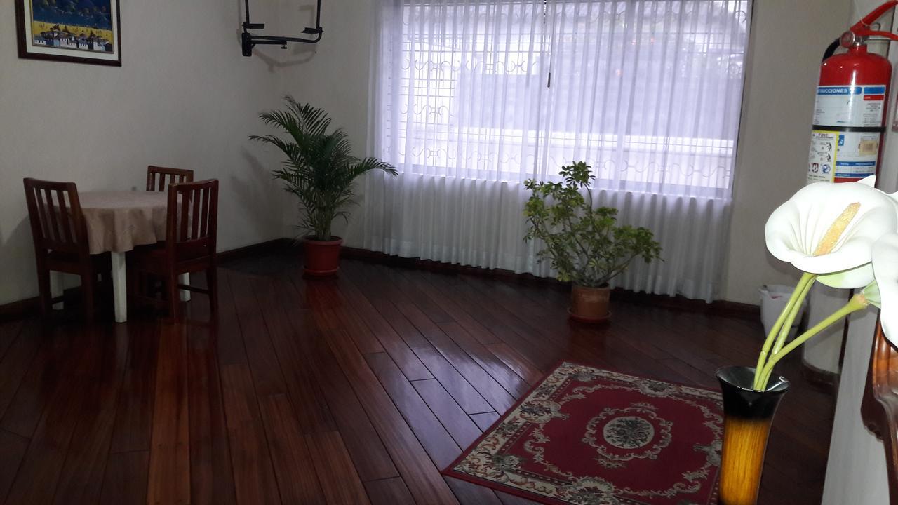 Hostal Santa Maria Gracia Quito Exteriér fotografie